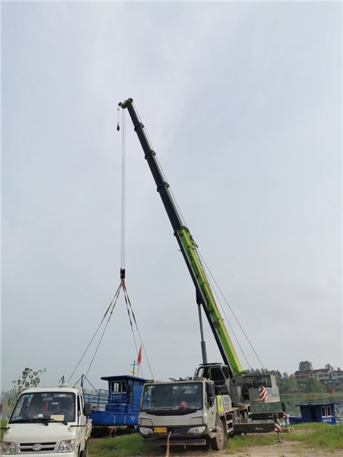 龙马潭区桥梁建设吊装案例